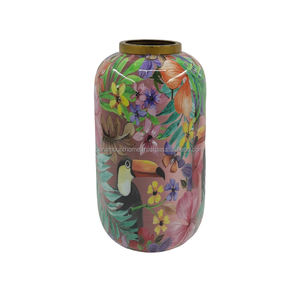 Vase en métal à l'aspect royal, fini pour la décoration de la maison, de la salle à manger, de la table, vases en métal décoratifs avec base, faits à la main, en vrac - Product Image 1