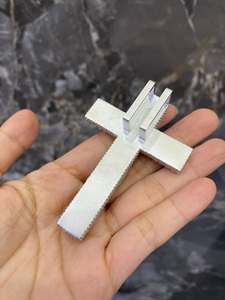 Pendentif Croix de Jésus en Argent Sterling 925 avec Charme Moissanite Micro-Serti Plaqué Rhodium Bijoux - Product Image 2