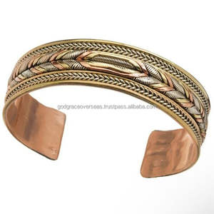 Pulsera de cobre sólido hecha a mano artesanal Brazalete de moda cristiana de calidad superior para soporte de bienestar natural - Product Image 3