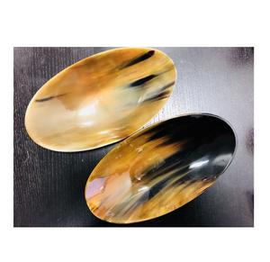 Distributeur de savon mural imperméable en corne de buffle, nouveau design, durable et élégant pour la salle de bain à domicile - Product Image 1