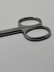 Ciseaux à cuticules de qualité supérieure pour usage professionnel, lames ultra-affûtées en acier métallique, ciseaux à ongles russes 3,5 pouces - Product Image 4