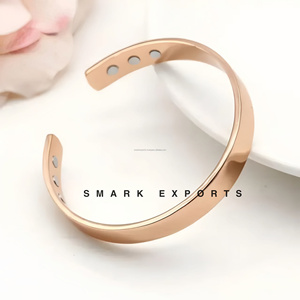 Brazalete de cobre de tres tonos Premium, brazalete de terapia magnética hecho a mano para aliviar la artritis y mejorar la circulación sanguínea - Product Image 2