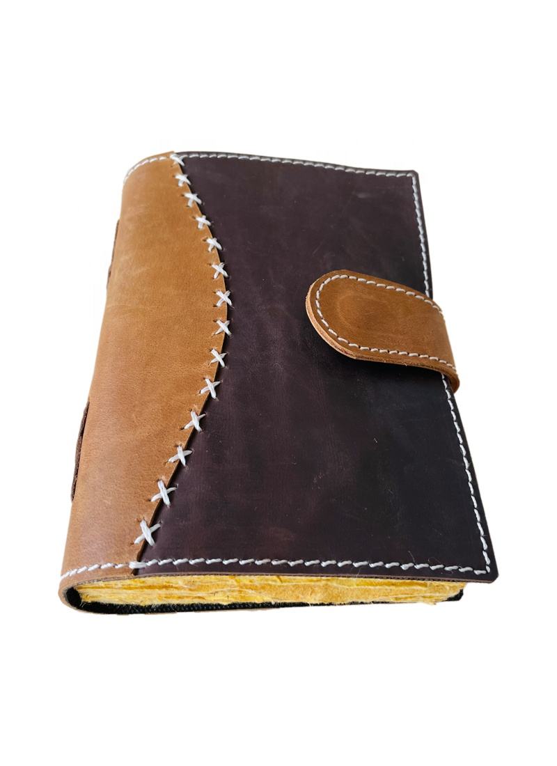 สีน้ำตาล