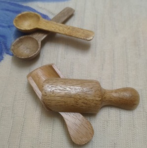 Cuillère doseuse en bois à motif étoile avec logo personnalisé, ergonomique, écologique, résistante au lave-vaisselle, pour la cuisine et la salle de bain - Product Image 1