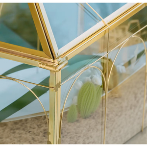 Caja de cristal dorada para tarjetas de boda, soporte grande para tarjetas de boda, terrario de cristal dorado hecho a mano con ranura y accesorios de cierre de corazón - Product Image 3
