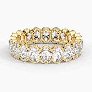 Anillo de Eternidad con Diamantes de Corte Ovalado, Engaste de Canal, Oro Blanco, Anillo de Boda Clásico para Mujer - Product Image 1