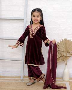 ชุดสูทชาติพันธุ์คุณภาพพรีเมี่ยมสำหรับเด็กผู้หญิงตัวเล็กผ้ากำมะหยี่แท้ผ้า Gota ปัก kurti salwar & duppatta สีตามขนาด - Product Image 3