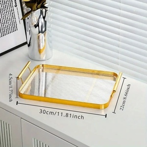 Grand Plateau de Service Moderne et Élégant, Plateau Décoratif Rectangle Doré - Product Image 3