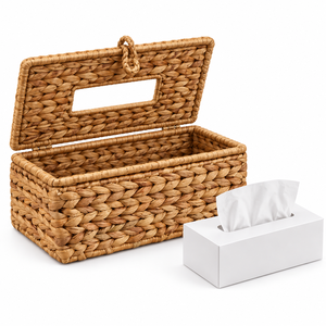 Boîte à mouchoirs rectangulaire rustique en fibres végétales tressées avec couvercle et fermeture à boucle pour l'organisation de la maison - Product Image 2