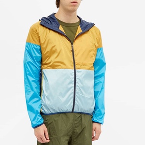 Sudadera con capucha y cremallera para hombre personalizada OEM chaquetas ligeras deportivas para correr al aire libre con logotipo ropa de calle cortavientos de primavera - Product Image 5