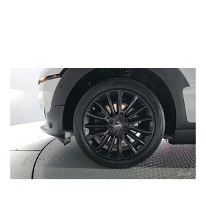 Mini Clubman Classic con Volante a la Izquierda, Asientos de Cuero, Cámara Trasera - Julio 2024, 53,327 km - Product Image 5