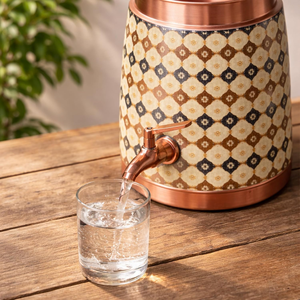 Distributeur d'eau artisanal en cuivre avec couvercle, Matka décorative en cuivre imprimé avec robinet finition laiton, Eau traditionnelle - Product Image 4