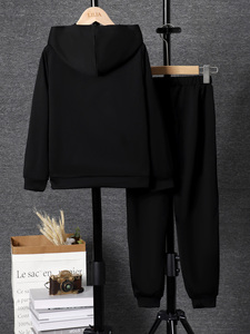 Ensemble 2 pièces pour femme : sweat à capuche noir gothique et pantalon de survêtement avec imprimé crâne rose - Product Image 2