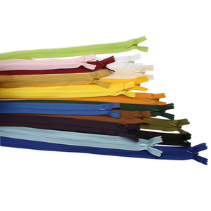 Vente en gros personnalisée # 3 Fermetures éclair invisibles en nylon avec tirette en forme de goutte pour coussins - Product Image 2