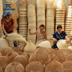 โคมไฟเพดานไม้ไผ่สานเรียบง่ายคุณภาพสูงจากฮานอย เวียดนาม สำหรับตกแต่ง - Product Image 4