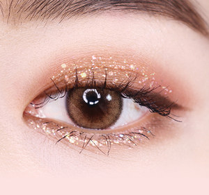 BLACK ROUGE Pearlvely I Glitter - fard à paupières liquide au fini très brillant qui sublime les yeux avec une lueur éclatante. - Product Image 5