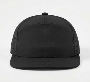 หมวกแก๊ปแบบ Snapback 7 แผง ทรงแบน ระบายอากาศได้ดี ตัดด้วยเลเซอร์ รับผลิตแบบ OEM ODM ขั้นต่ำน้อย คุณภาพสูง หมวกสตรีทแวร์แบบมีรูระบายอากาศ - Product Image 1