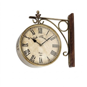 Horloge murale décorative en laiton double face, style ferroviaire vintage, horloge suspendue en métal pour cuisine, chambre, salon, maison - Product Image 1