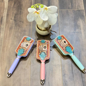 หวีหนังวัวแท้ใหม่หวีหนังวัวสีเทอร์ควอยซ์หวีหนังสไตล์ตะวันตกสไตล์โบฮีเมียนสำหรับใช้ในชีวิตประจำวัน - Product Image 4