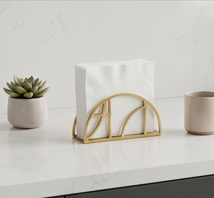 Porte-serviettes en métal plaqué or de qualité supérieure avec un design classique et moderne, parfait pour des tables élégantes et une décoration raffinée - Product Image 4