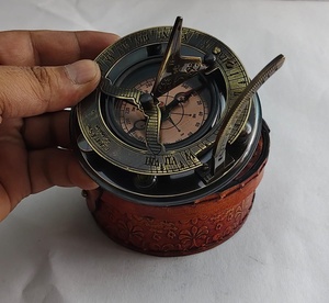 Esfera Armilar de Latón Vintage con Brújula y Reloj Solar, con Estuche de Cuero, Instrumento de Navegación Náutica Hecho a Mano, Decoración Marítima, Regalo - Product Image 2