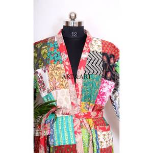 Robe Kantha en soie patchwork de style vintage pour femmes, idéale pour la vie quotidienne et la plage, kimono d'été pour femmes - Product Image 4