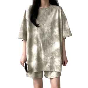 ชุดเสื้อสูทกีฬา2ชิ้นสำหรับผู้หญิงใส่ได้ทุกวันชุดกางเกงขาสั้นสองชิ้นย้อมสีตัวหลวมความยาวปานกลางกางเกงขาสั้นไซส์ใหญ่พิเศษ - Product Image 4