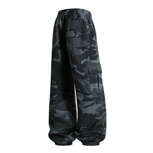 Pantalon de jogging cargo pour homme en molleton épais, coupe ample, multi-poches, streetwear, coton, avec logo personnalisé, camo - Product Image 2