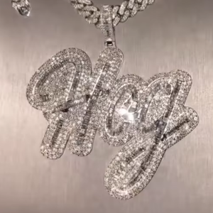 Nuevo Collar Unisex de Plata de Ley 925 con Colgante de Letra Baguette con Nombre Personalizado, Estilo Hip Hop, con Piedra Moissanita - Product Image 1