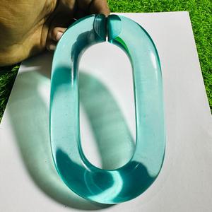 Décoration murale ovale moderne en acrylique, pièce d'art géométrique artisanale, abstraite, translucide, couleur turquoise, pièce unique - Product Image 1