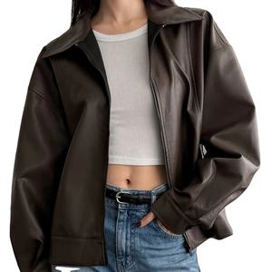 เสื้อแจ็คเก็ตหนังผู้หญิงทรงโอเวอร์ไซส์ สไตล์ลำลองสำหรับฤดูใบไม้ร่วงและฤดูหนาว  แบบมีดีไซน์ดิบๆ  สำหรับขี่มอเตอร์ไซค์ - Product Image 1