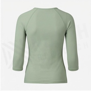 เสื้อโยคะแขน 3/4 สีเขียวล้วนสำหรับผู้หญิง คอกลม ผ้าถักยืดหยุ่น ผสมสแปนเด็กซ์และโพลีเอสเตอร์ เสื้อออกกำลังกาย - Product Image 2
