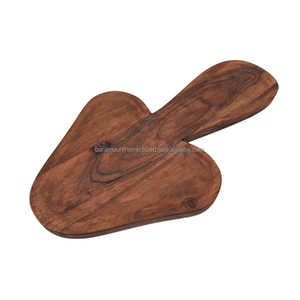 Nouveauté : grande assiette ronde en bois naturel pour service et cuisine, faite à la main et personnalisable - Product Image 4