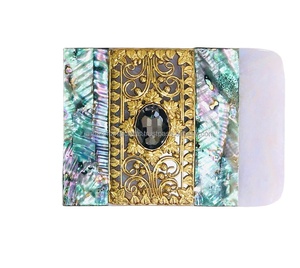 Sac à main de créateur artisanal en nacre de qualité supérieure pour artisanat de luxe Accessoire de mariée de luxe pour les fêtes de mariage - Product Image 6