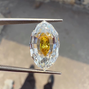 เพชรทรงหกเหลี่ยมโบราณที่เพาะเลี้ยงในห้องปฏิบัติการ |   ผิวขัดเงา เกรด EX คุณภาพการตัด 10/10 ความแข็ง 10/10 |   เพชรเม็ดเดี่ยวสองสี รุ่นเยลโลว์เซ็นเตอร์ ยูนีค - Product Image 2