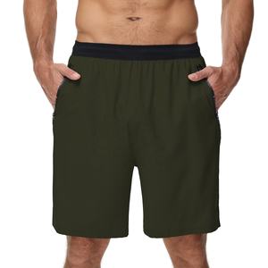 Pantalones cortos de gimnasia de patrón sólido informales personalizados para hombre, venta de pantalones cortos de malla de poliéster transpirables ligeros de cintura media - Product Image 4