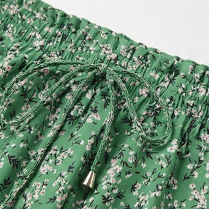 Jupe courte à taille haute pour femme, motif floral, coupe trapèze, volants, en mousseline de viscose et coton, style chic prairie, printemps - Product Image 4