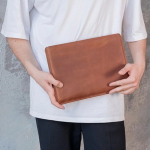 Factory Wholesale Custom Logo Vintage Business Sling Genuine Leather <b>Laptop</b> <b>Sleeve</b> for Men Durable Protective Design LS-0270 - Product Image 1