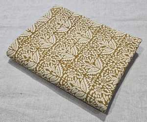 Tela de algodón 100% india hecha a mano, ecológica, con estampado floral tradicional hecho a mano, para decoración del hogar y vestidos. - Product Image 6