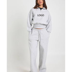 Conjunto Deportivo Personalizado de 2 Piezas para Mujer, Ropa de Yoga para Actividades al Aire Libre, Top Corto con Media Cremallera y Puños Elásticos, Pantalones Jogger Bordados - Product Image 1