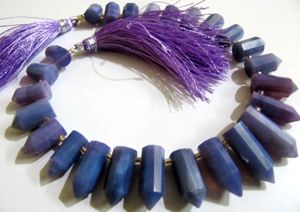 Ópalo de lavanda natural facetado en forma de lápiz/bala de 1 pulgada - Product Image 2