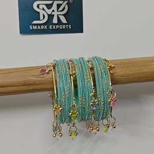 Juego de brazaletes de cristal Ghungroo Kashmiri en azul acuamarina, hechos a mano, tradicionales indios, para novias, mujeres, bodas, festivales, joyería dorada. - Product Image 6