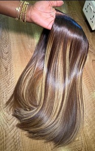 Peluca de Cabello Humano con Encaje HD de Alta Demanda, Ondas Suaves, Textura Suave para un Look Hermoso, Disponible para la Venta - Product Image 3