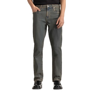 Jeans en denim respirant authentiques pour hommes avec étiquettes personnalisées et motifs de lavage uniques, toutes saisons - Product Image 1