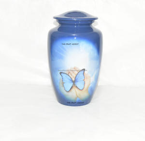 Vente en gros de grandes urnes funéraires en aluminium pour adultes à imprimé papillon personnalisées pour cendres humaines Fournitures funéraires en métal commémoratif - Product Image 1