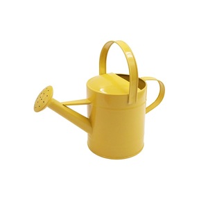 Arrosoir en métal jaune avec long bec verseur et finition peinte durable pour l'utilisation en jardinage, arrosoir pour balcon et jardin - Product Image 1