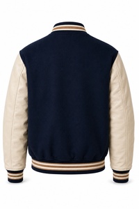 Veste universitaire pour homme, bleu marine et beige, manches en cuir, patch brodé, style preppy, coupe classique, automne. - Product Image 6