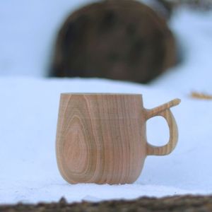 Mug à thé en bois nordique fait main avec poignée, tasse en bois naturel écologique pour usage domestique - Product Image 4