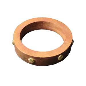 Brazalete de Madera Maciza con Borde Rectangular y Tachuelas de Latón en Forma de Estrella - Joyería de Madera Minimalista Tallada a Mano - Venta al Por Mayor Personalizada - Product Image 1