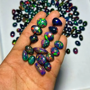 พลอยโอปอลสีดำธรรมชาติ หลายสี ขนาด 3-5 กะรัต สำหรับเดือนตุลาคม |   เกรดพรีเมียม รูปทรงผสม คุณภาพระดับ AAA ของผู้ผลิตบุคคลที่สาม - Product Image 5
